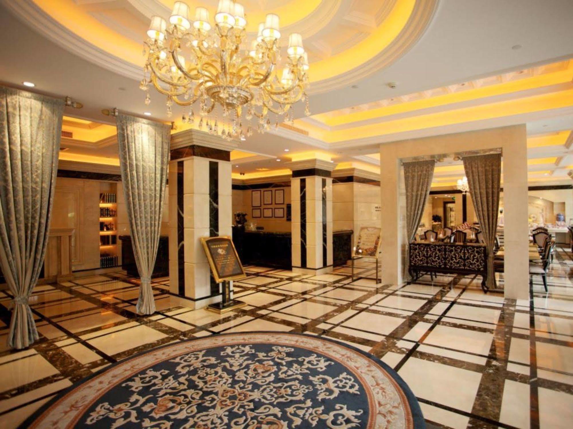 Jingli Hotel Нанкин Екстериор снимка