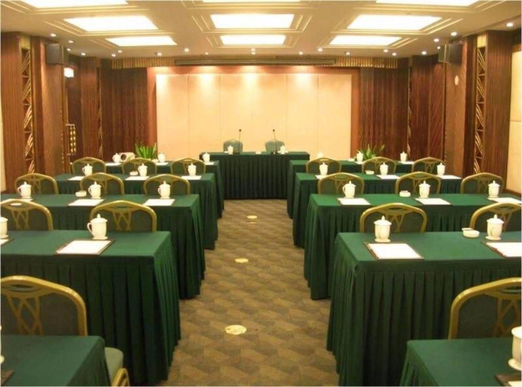 Jingli Hotel Нанкин Екстериор снимка